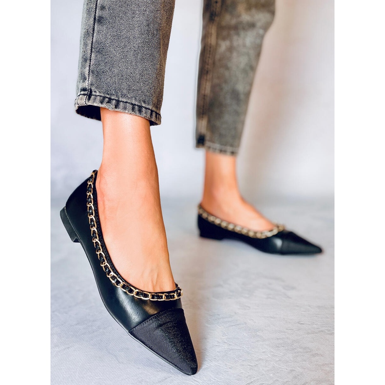 Balerínky s řetízkem Sabina Black černá 1 Balerínky s řetízkem Sabina Black černá 1