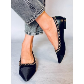 Balerínky s řetízkem Sabina Black černá 2 Balerínky s řetízkem Sabina Black černá 2