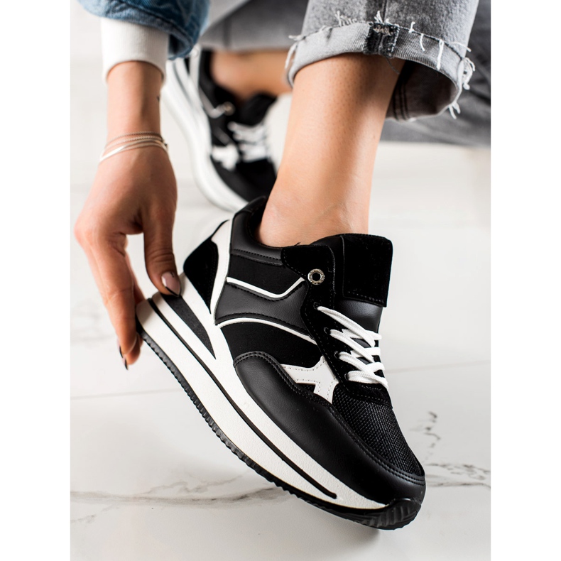 TRENDI černé plíží na platformě černý 1