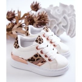 FR1 Kožené sportovní boty Leopard White Trixie bílý 1