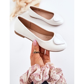 Vinceza Lakované dětské balerínky se srdcem bílé Corty bílý 2 Vinceza Lakované dětské balerínky se srdcem bílé Corty bílý 2