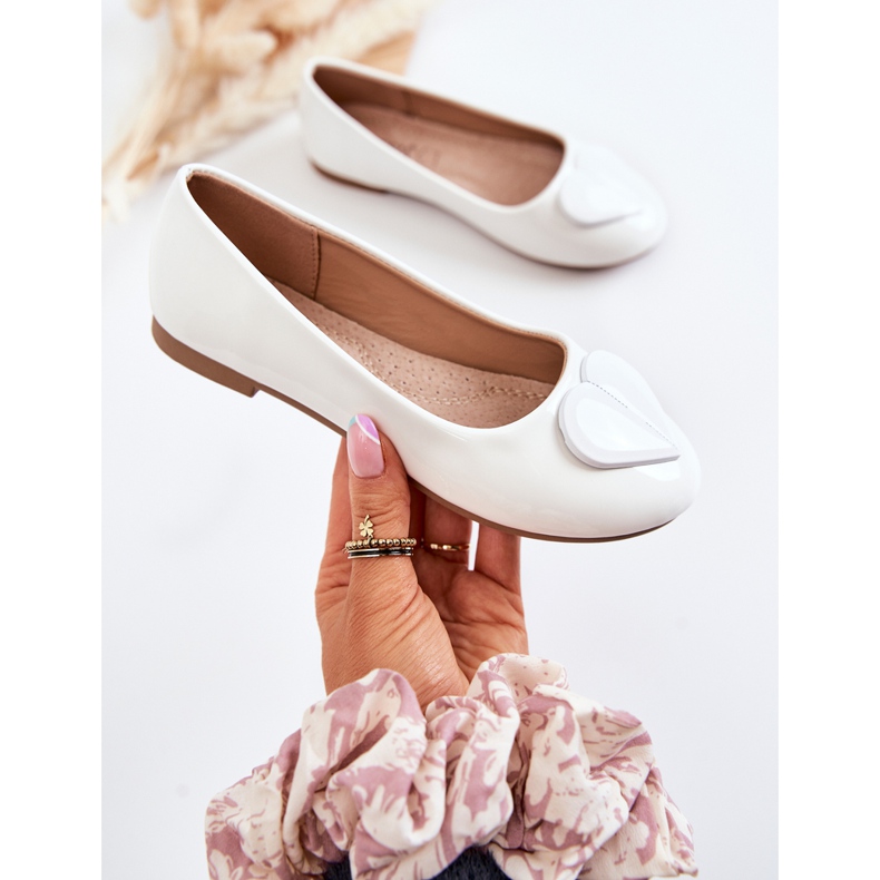 Vinceza Lakované dětské balerínky se srdcem bílé Corty bílý 2 Vinceza Lakované dětské balerínky se srdcem bílé Corty bílý 2