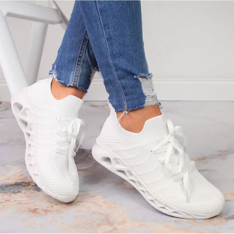 Sportovní boty McKeylor W JAN84B bílé bílý 2 Sportovní boty McKeylor W JAN84B bílé bílý 2