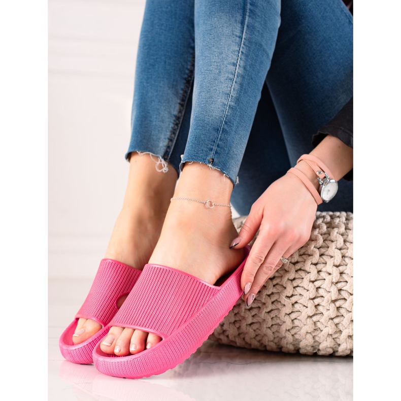 TRENDI Růžové pantofle růžový 1