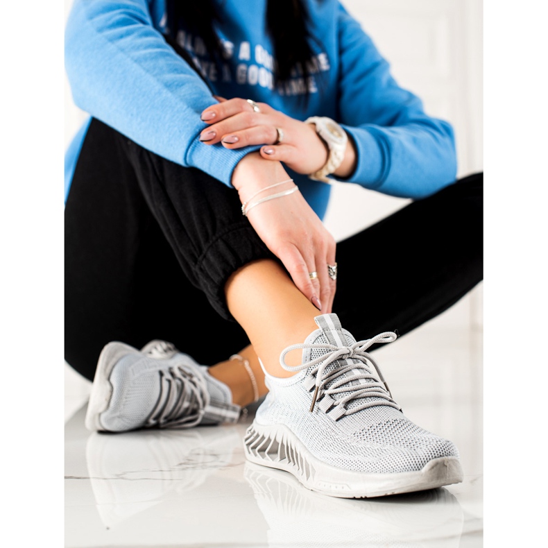 TRENDI Šedé sportovní boty šedá 2