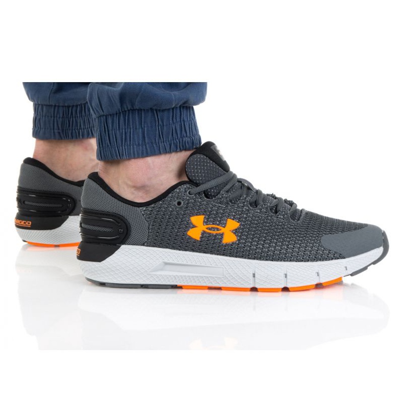 Under Armour Charged Rouge 2,5 M 3024 400-104 šedá 1
