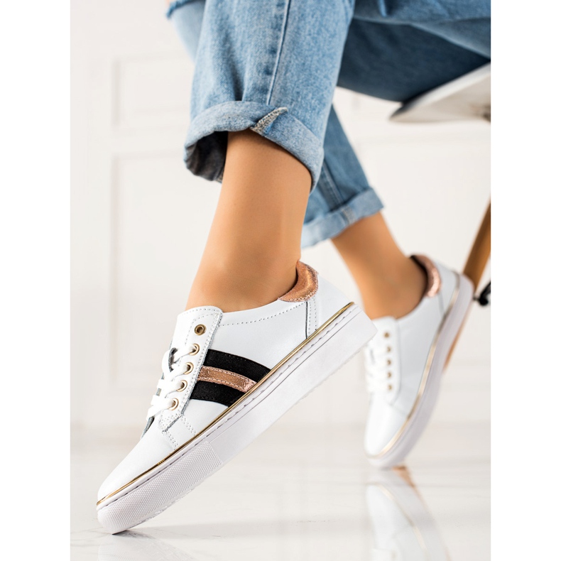 Sportovní tenisky vyrobené z kůže VINCEZA bílý 1