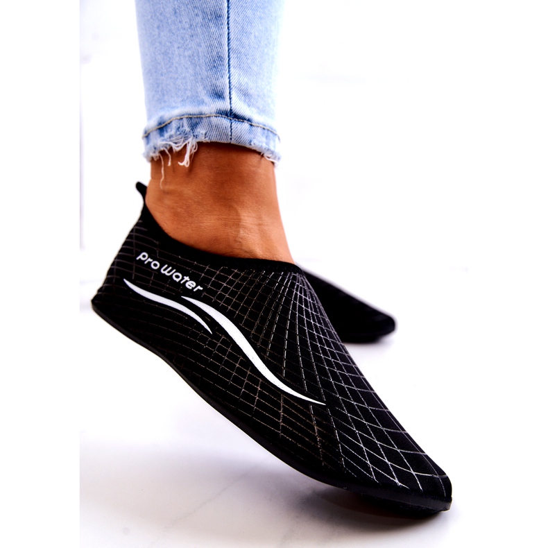Neopronové boty do vody ProWater PRO-22-34-014M černý 1