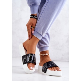 Dámské gumové pantofle Big Star JJ274A276 Bílé a černé bílý černá 2