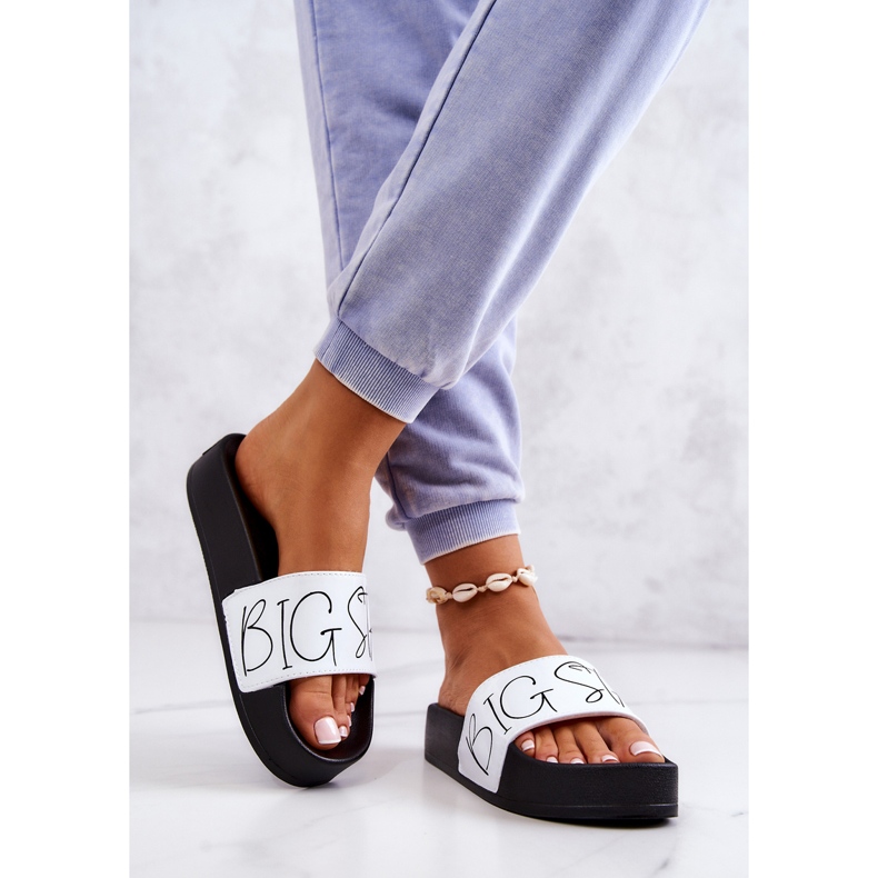 Dámské gumové pantofle Big Star JJ274A275 Černobílé bílý 2