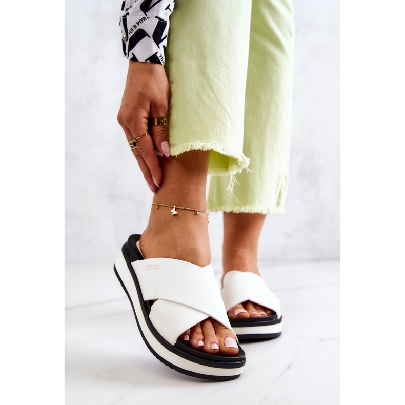 Dámské pantofle Big Star JJ274723 Bílé bílý 1