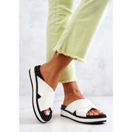 Dámské pantofle Big Star JJ274723 Bílé bílý 2