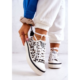 Dámské tenisky Pantera Big Star JJ274615 Bílé bílý 1