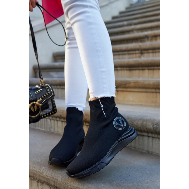 Vinceza Dámské černé sportovní ponožky Runaway černá 1