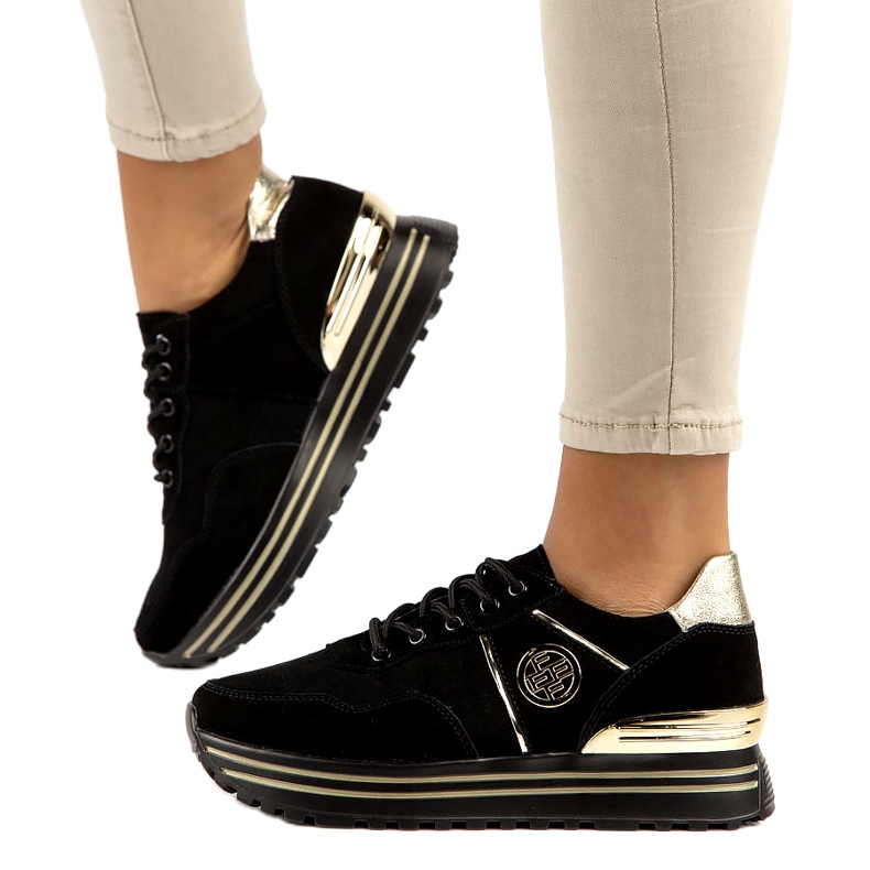 Kožené tenisky Filippo DP3538 / 22 BK GO černá 1 Kožené tenisky Filippo DP3538 / 22 BK GO černá 1