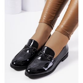Dámské černé lakované mokasíny Zettici černá 1
