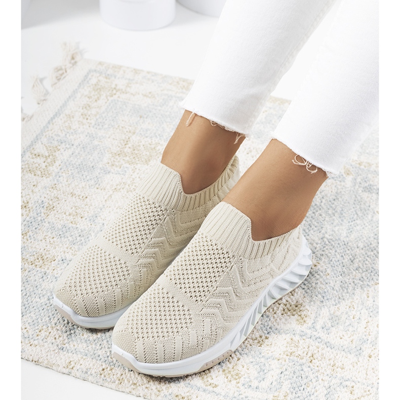 Béžové sportovní tenisky Alexandrin béžový 1 Béžové sportovní tenisky Alexandrin béžový 1