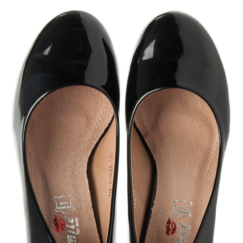 Yes Mile Lakovaná čerpadla černý 1