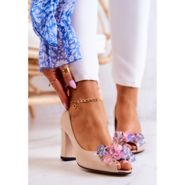 Kožené Lodičky S Béžovým Ornamentem Dayane 1