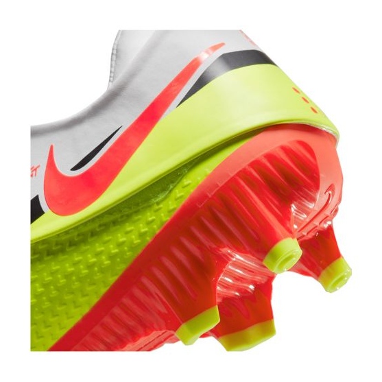 Kopačky Nike Phantom GT2 Academy Flyease Mg M DH9638-167 bílý 3