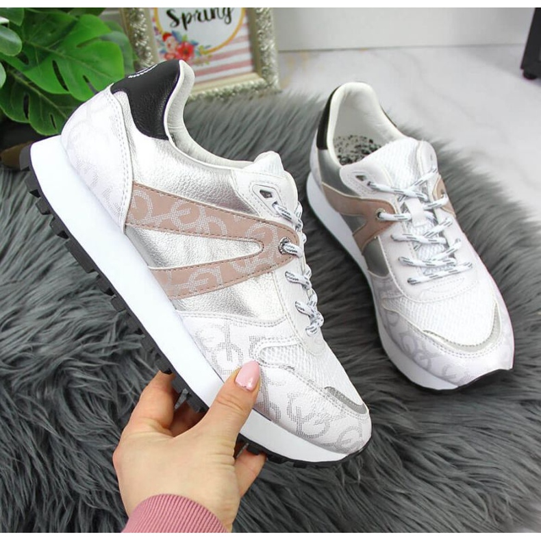 Bílé tenisky Bugatti W JJ253100 bílý 1