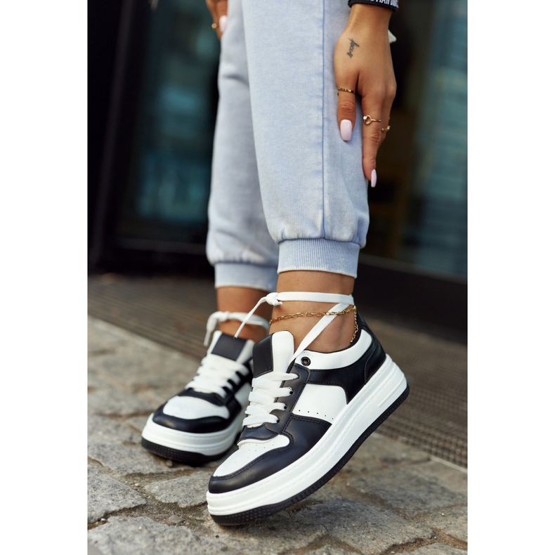 FG2 Dámská sportovní obuv černá a bílá New Haven bílý 1 FG2 Dámská sportovní obuv černá a bílá New Haven bílý 1