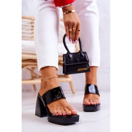 FM1 Lakované černé Seattle Pantofle Na Baru černý 1