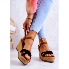 FB2 Módní sandály na klínu Black Roseville černá 1