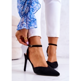 FB2 Kharen Černé semišové podpatky s přezkou černá 1