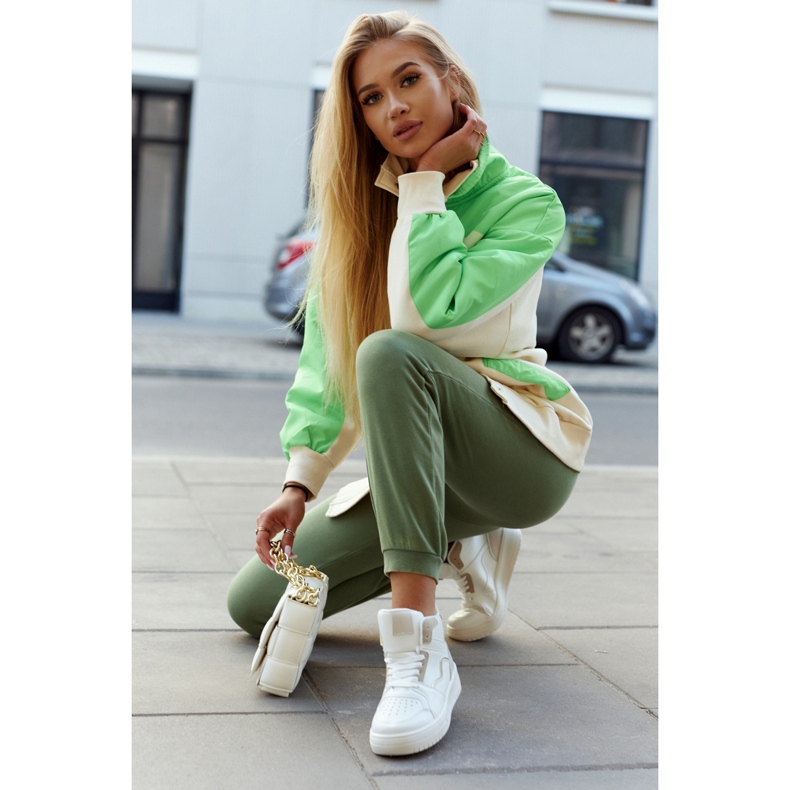 FG2 Vysoká dámská sportovní obuv bílá a béžová Megithoe béžový bílý 1