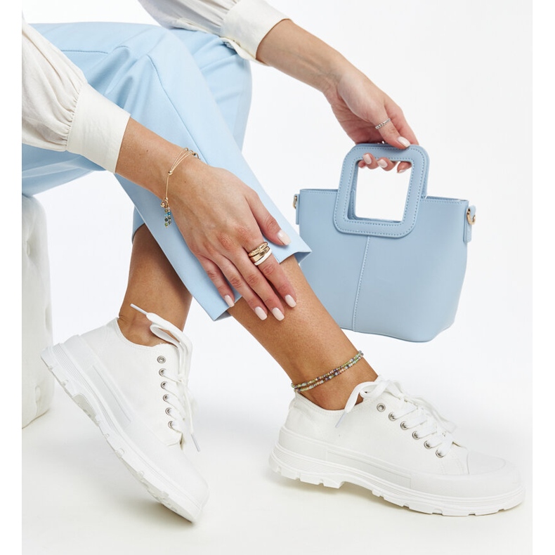 Bílé tenisky na robustní podrážce Prenzel bílý 1