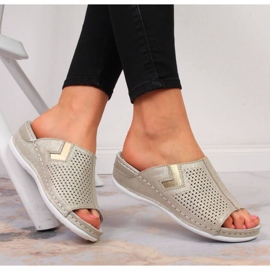 Kožené pantofle na klínku S. Barski W OLI163B zlaté zlatý 2