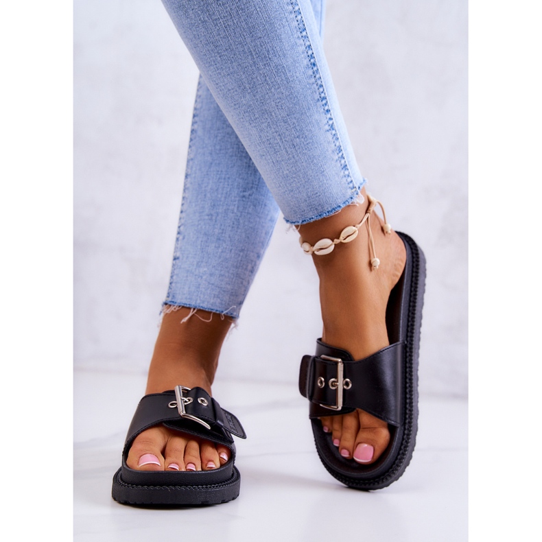 Klasické pantofle s přezkou Big Star JJ274A307 Černé černá 2