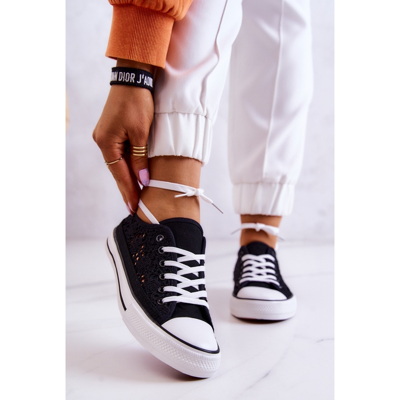 Dámské látkové tenisky Black Venture s prolamováním černá 1 Dámské látkové tenisky Black Venture s prolamováním černá 1