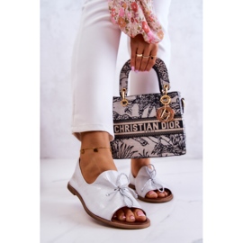 Kožené dámské baleríny Nicole 2660/005 Bílo-stříbrná bílý 2