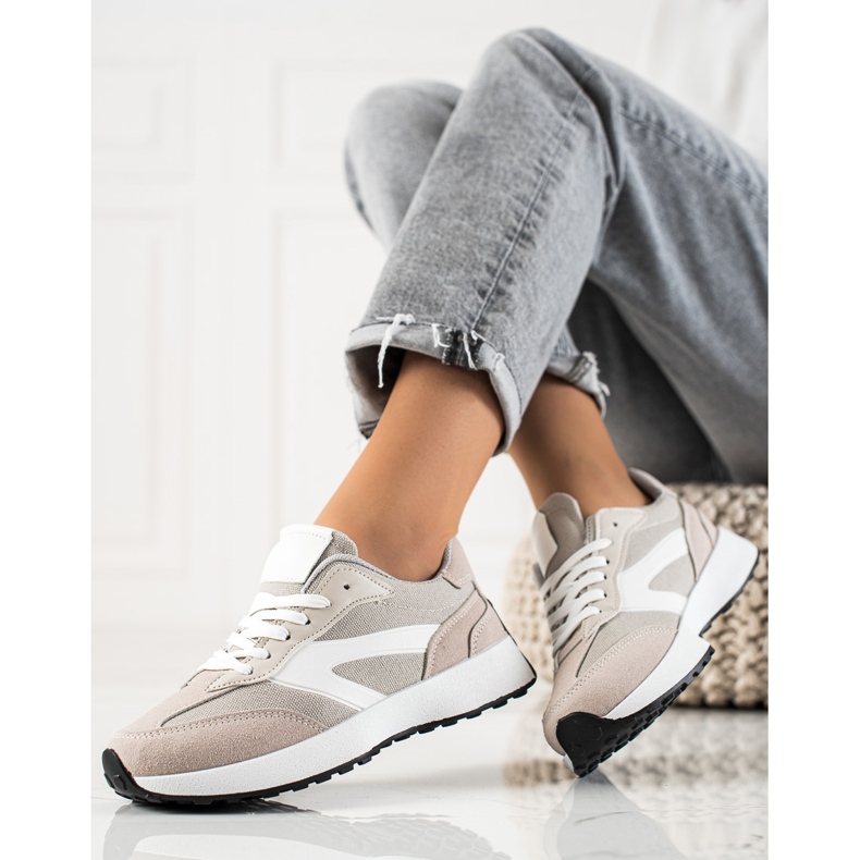 TRENDI Klasická sportovní obuv béžový 2 TRENDI Klasická sportovní obuv béžový 2