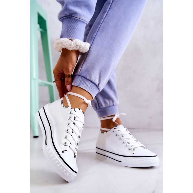 S.Barski Dámské bílé tenisky Menifee se zavazováním bílý 2