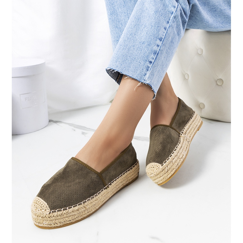 Prolamované espadrilky zelené Capelle zelená 1 Prolamované espadrilky zelené Capelle zelená 1