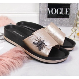 Pantofle na klínku s hmyzem Vinceza W JAN118B zlatá zlatý 2