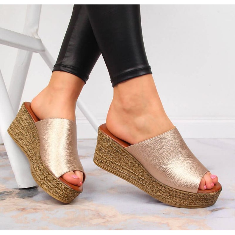 Pantofle na klínku Vinceza W JAN98B zlaté zlatý 2