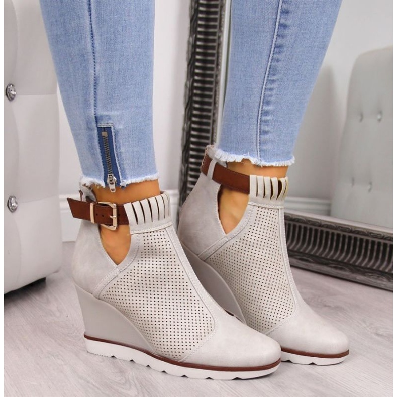 Prolamované tenisky na klínku Filippo W PAW117A béžové béžový 2