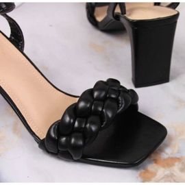 Černé sandály na vysokém podpatku Vinceza W JAN114A černá 2 Černé sandály na vysokém podpatku Vinceza W JAN114A černá 2