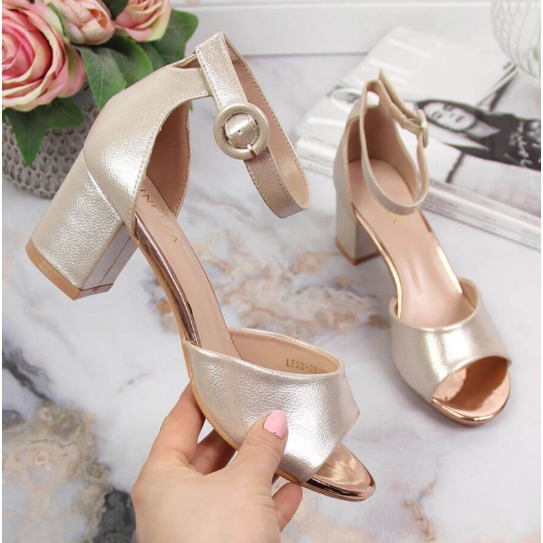 Sandály na Vinceza W JAN96C post gold zlatý 1