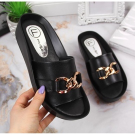 Kožené pantofle s řetízkem Filippo W PAW345A černé černá 1 Kožené pantofle s řetízkem Filippo W PAW345A černé černá 1