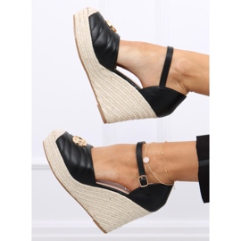 Černé sandály na klínku Aika černý 1