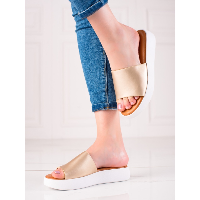 Encor Zlaté Pantofle Na Platformě zlatý 1