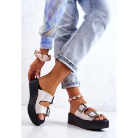 Voňavé gumové pantofle ZAXY HH285181 bílo-černé bílý 2