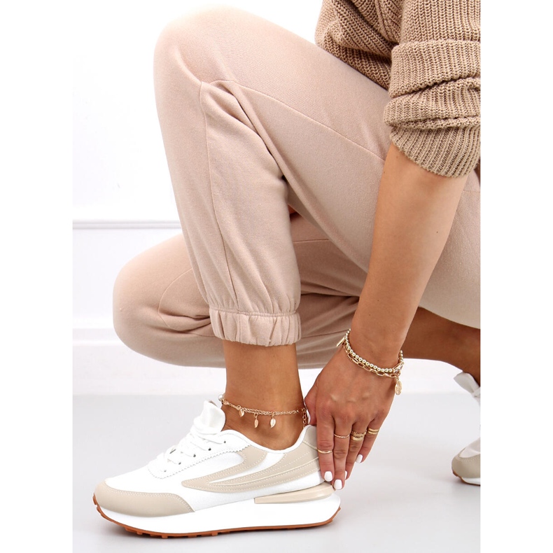 Dámské sportovní boty Naila Beige béžový bílý 2 Dámské sportovní boty Naila Beige béžový bílý 2