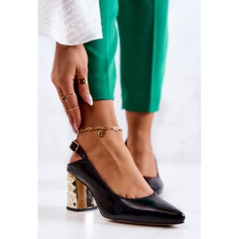 Kožené lodičky na tyči Maciejka 05427-01 Černá zlatý 2