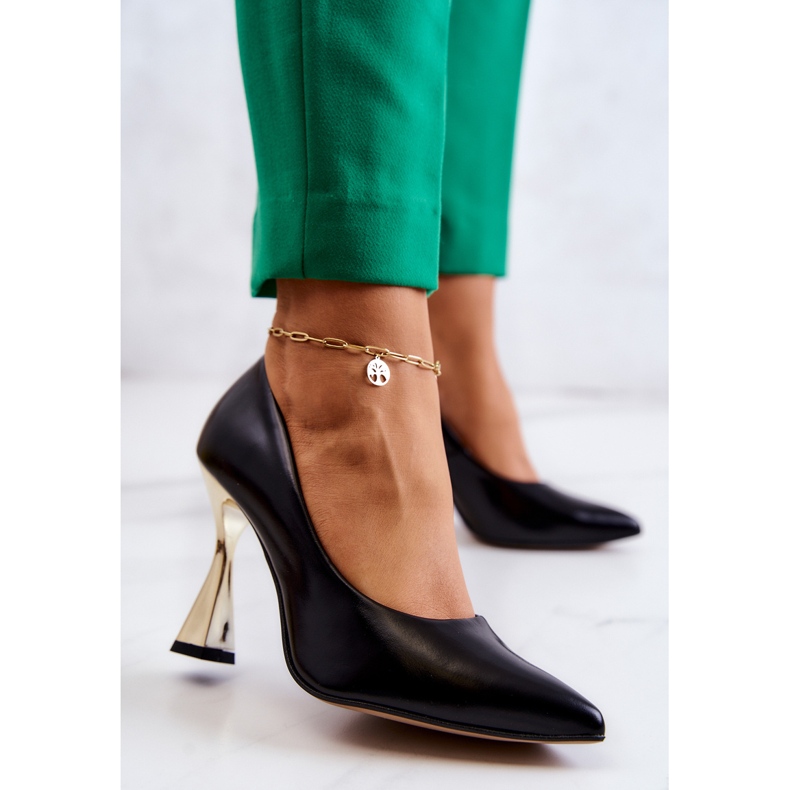 Lewski Shoes Módní kožené lodičky Lewski boty 3083 černo-zlatá černá 2